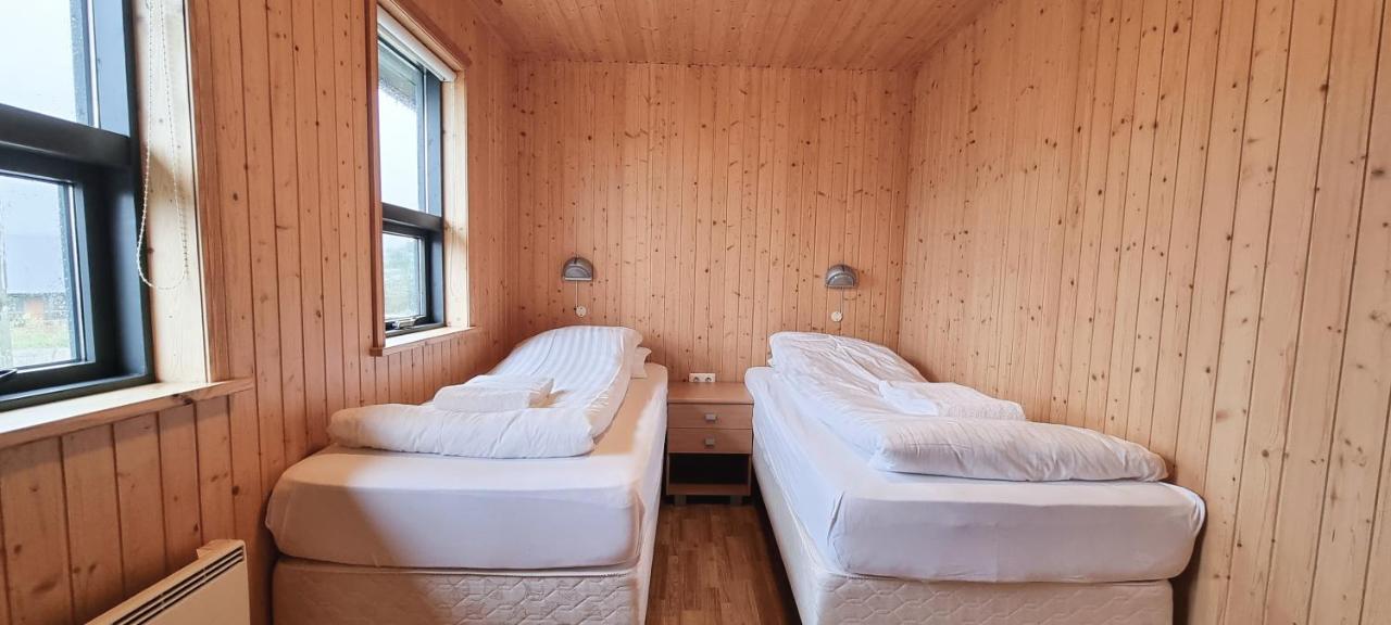 Kirkjubraut - Church Street Villa Talknafjordur ภายนอก รูปภาพ