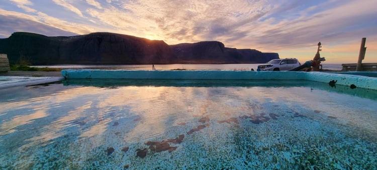 Kirkjubraut - Church Street Villa Talknafjordur ภายนอก รูปภาพ