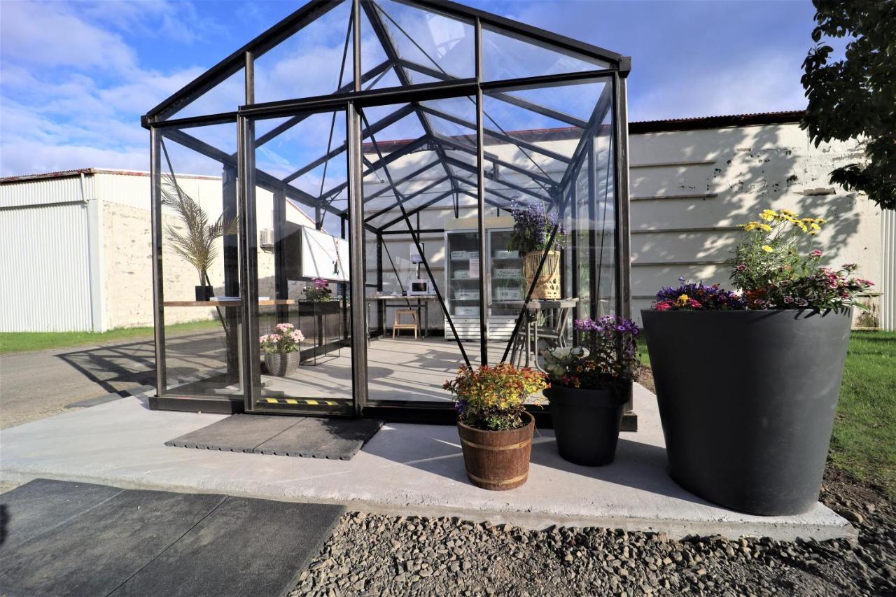 Kirkjubraut - Church Street Villa Talknafjordur ภายนอก รูปภาพ